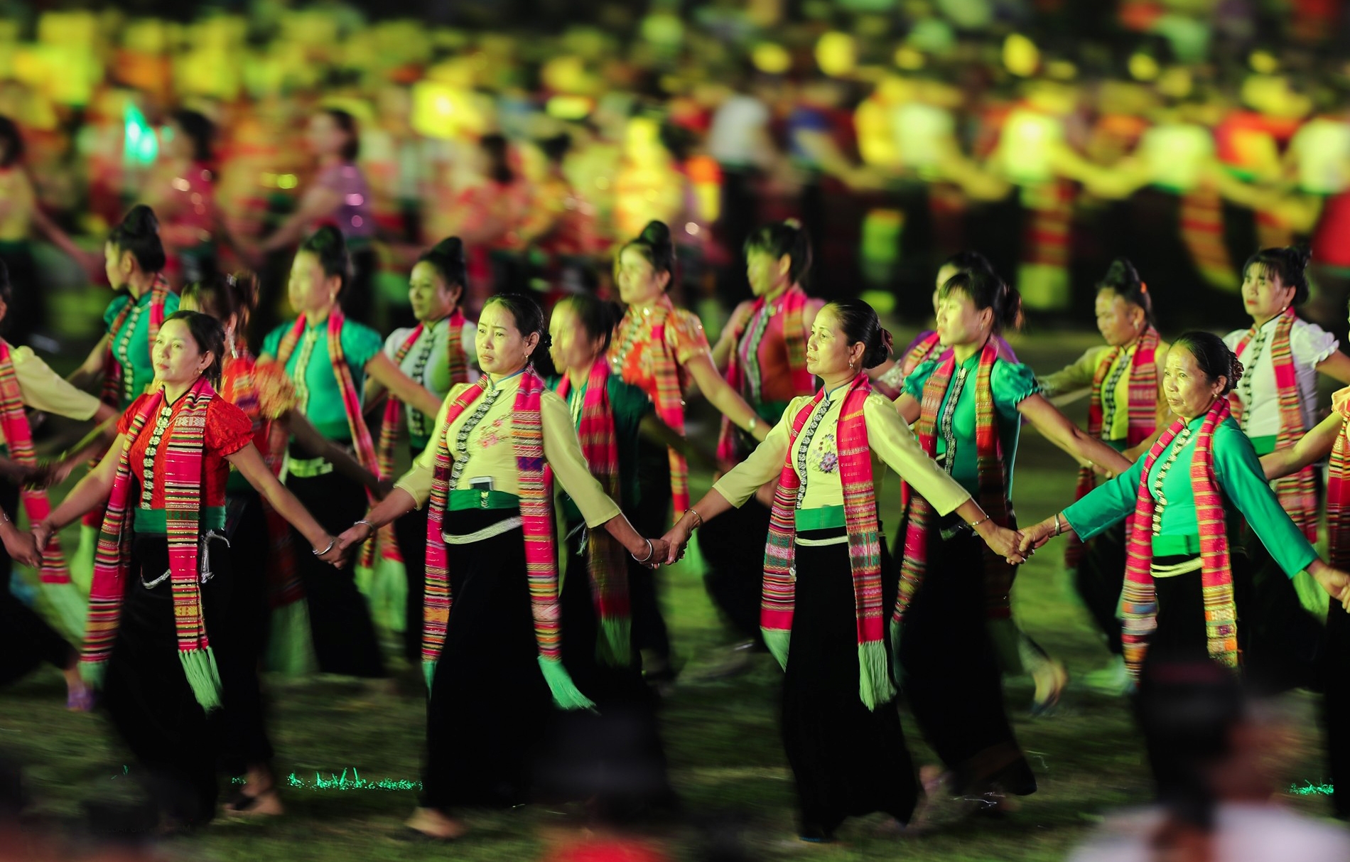 Yên Bái: Nỗ lực định vị thương hiệu “Nơi hội tụ sắc màu Tây Bắc” Yên Bái: Nỗ lực định vị thương hiệu “Nơi hội tụ sắc màu Tây Bắc”