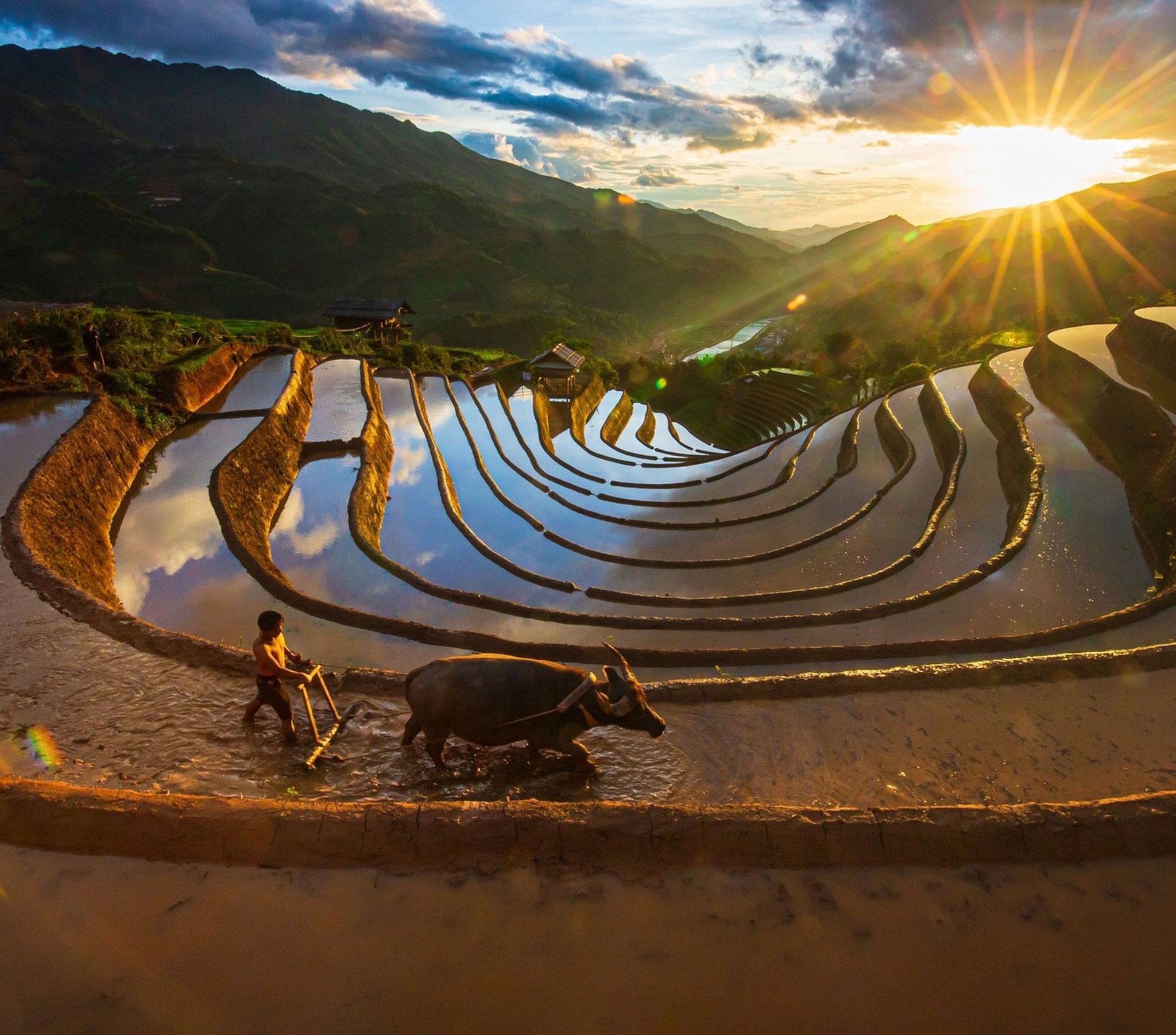 Yên Bái: Nỗ lực định vị thương hiệu “Nơi hội tụ sắc màu Tây Bắc” Yên Bái: Nỗ lực định vị thương hiệu “Nơi hội tụ sắc màu Tây Bắc”