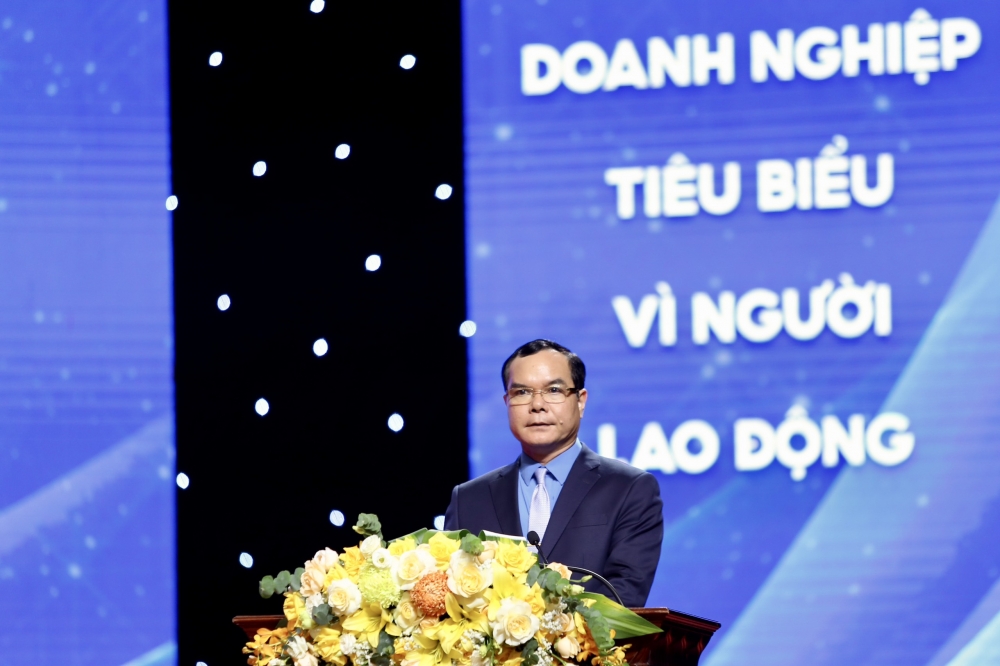 Lễ vinh danh "Doanh nghiệp tiêu biểu vì người lao động 2024"