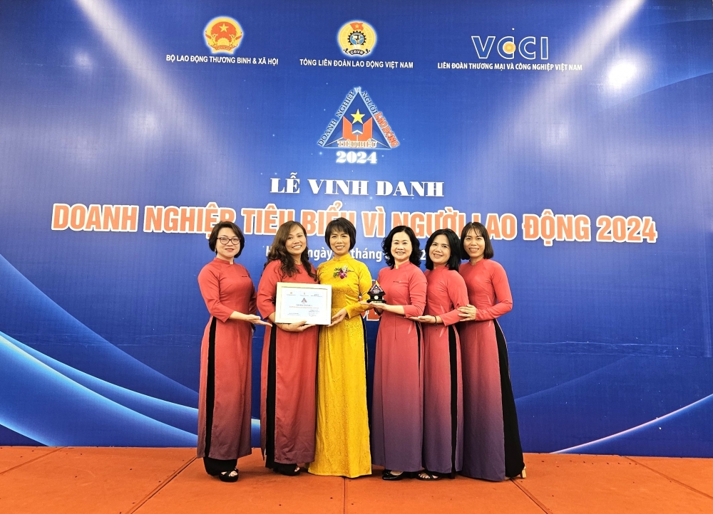 Lễ vinh danh 