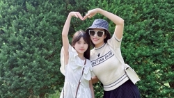 mc kim huyen sam choi troi danh tang chuyen nghi he tai han quoc cho con