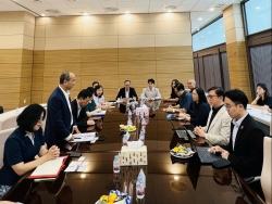 Trao tặng 400 cuốn sách dạy và học tiếng Việt cho kiều bào tại Hàn Quốc