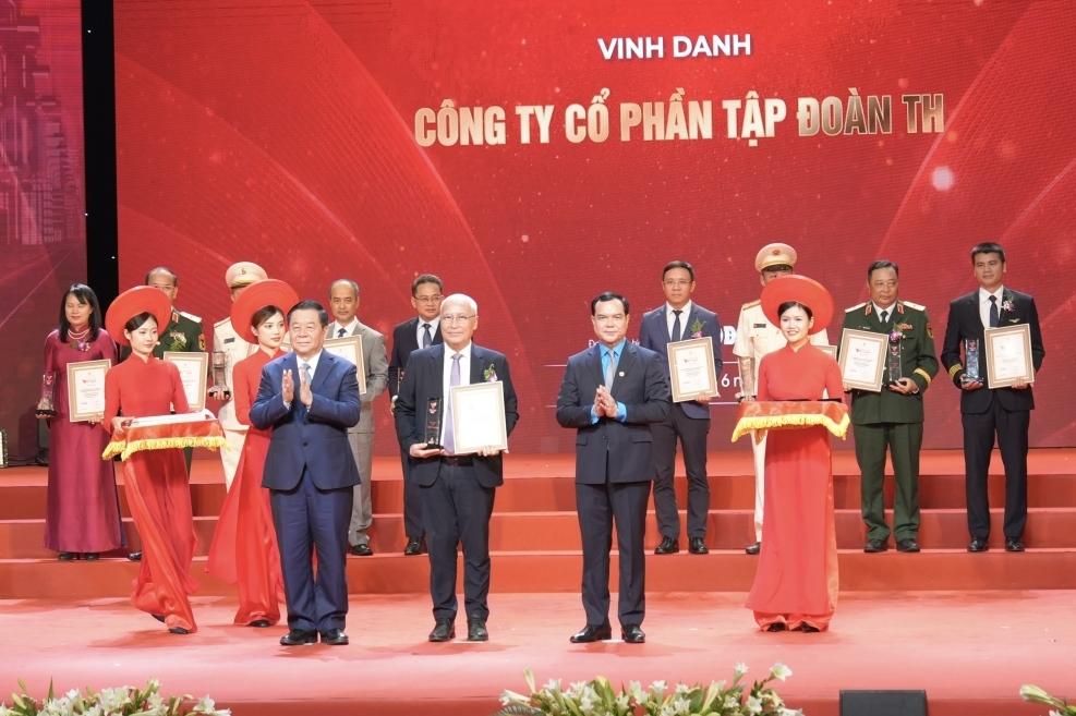 Vinh quang Việt Nam 2025: Thắp sáng khát vọng quốc gia