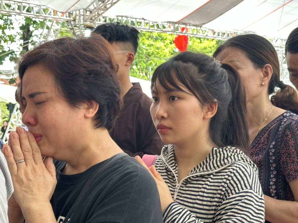 Người dân khắp nơi về tiễn biệt Tổng Bí thư Nguyễn Phú Trọng