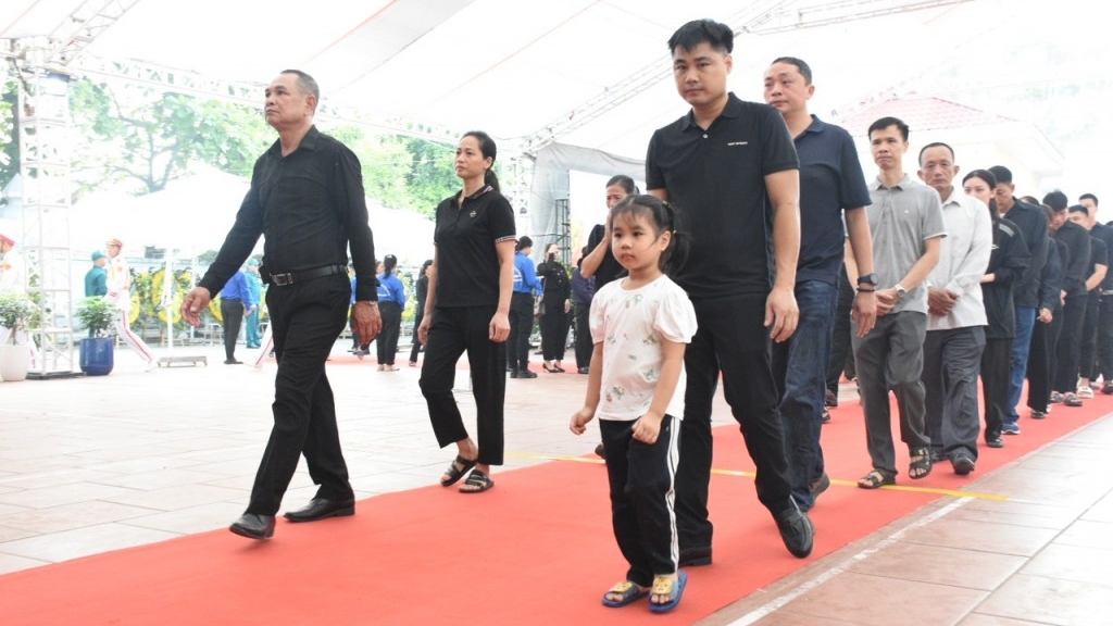 Thay lời tri ân tới người con ưu tú của quê hương