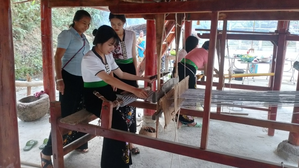 Thanh niên tham gia bảo tồn, phát huy bản sắc văn hóa dân tộc