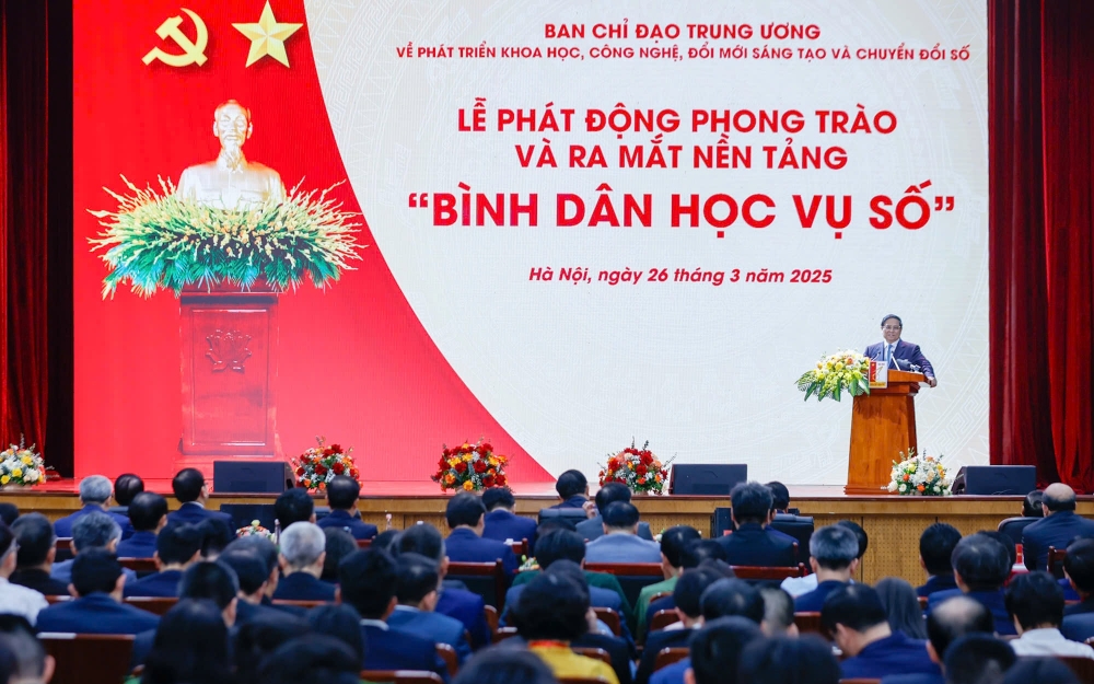Sức trẻ Thủ đô trong phong trào "Bình dân học vụ số"