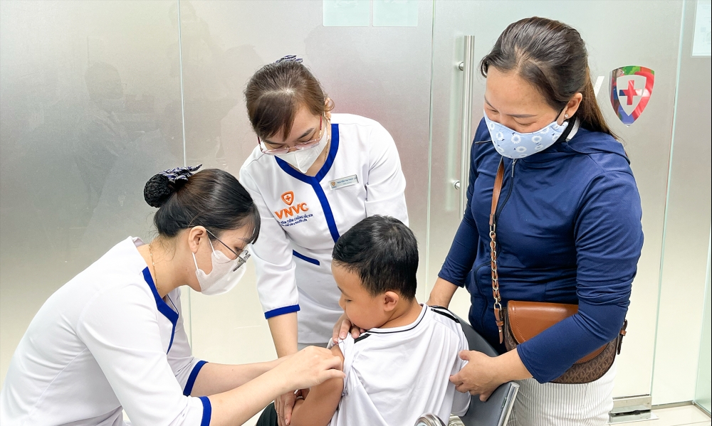 Chuyên gia cảnh báo sốt xuất huyết có nguy cơ bùng phát