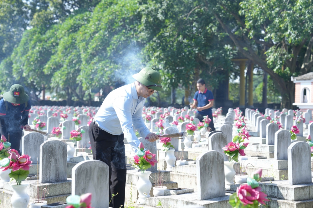 Tháng 7, thắp lên ngọn lửa tri ân