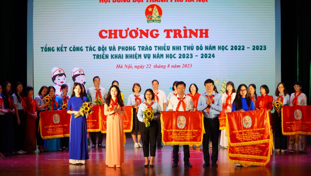 Vinh danh tổ chức Đội và thiếu nhi Thủ đô