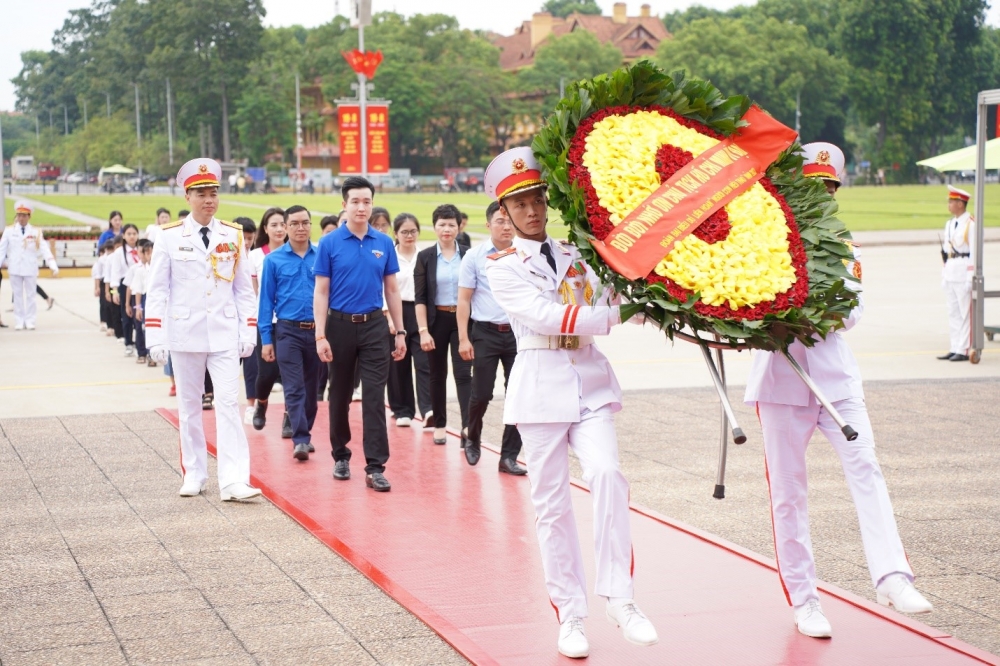 110 người con hiếu thảo báo công dâng Bác