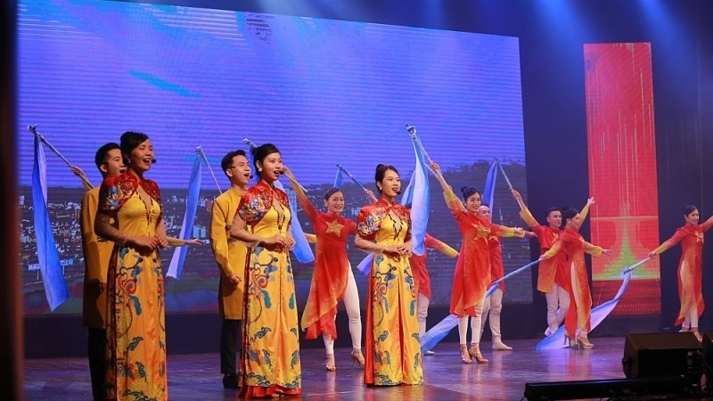 Truyền cảm hứng cho thế hệ trẻ qua những ca khúc cách mạng