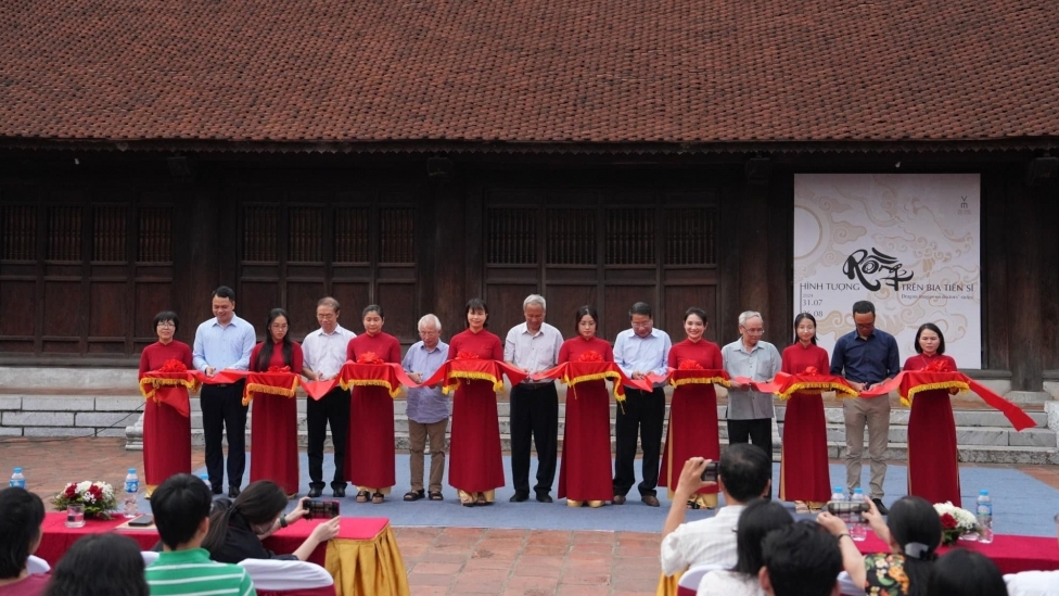 Trưng bày chuyên đề “Hình tượng rồng trên bia Tiến sĩ”