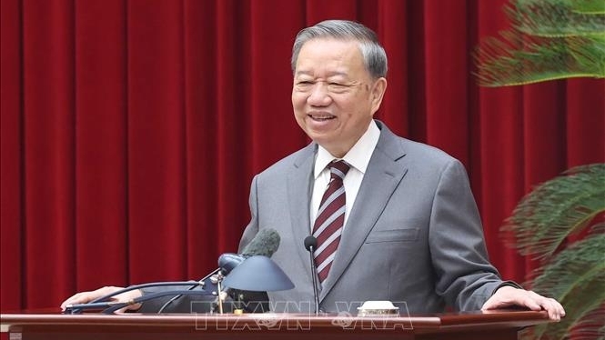 Đội ngũ trí thức, nhà khoa học, văn nghệ sĩ cần đồng hành cùng Đảng, cùng nhân dân