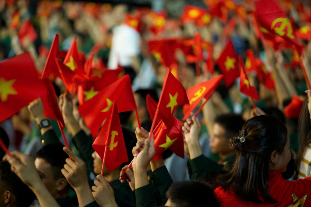 Chương trình nghệ thuật "Dưới cờ vinh quang" khắc họa sâu đậm hình ảnh bộ đội cụ Hồ