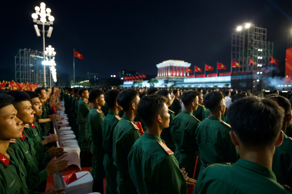 Chương trình nghệ thuật "Dưới cờ vinh quang" khắc họa sâu đậm hình ảnh bộ đội cụ Hồ