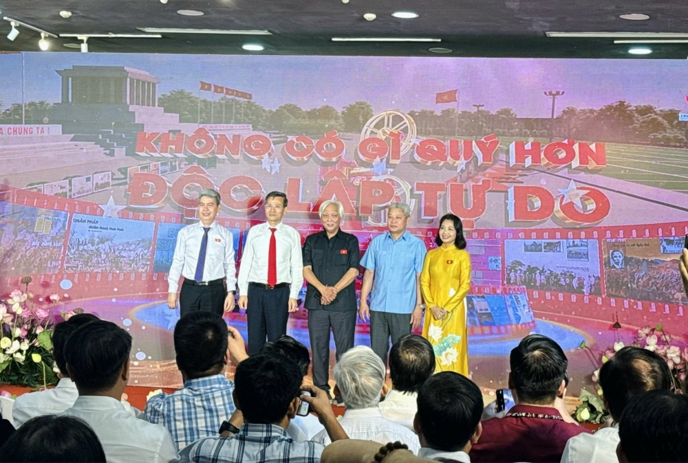 Triển lãm trực tuyến “Không có gì quý hơn độc lập, tự do”