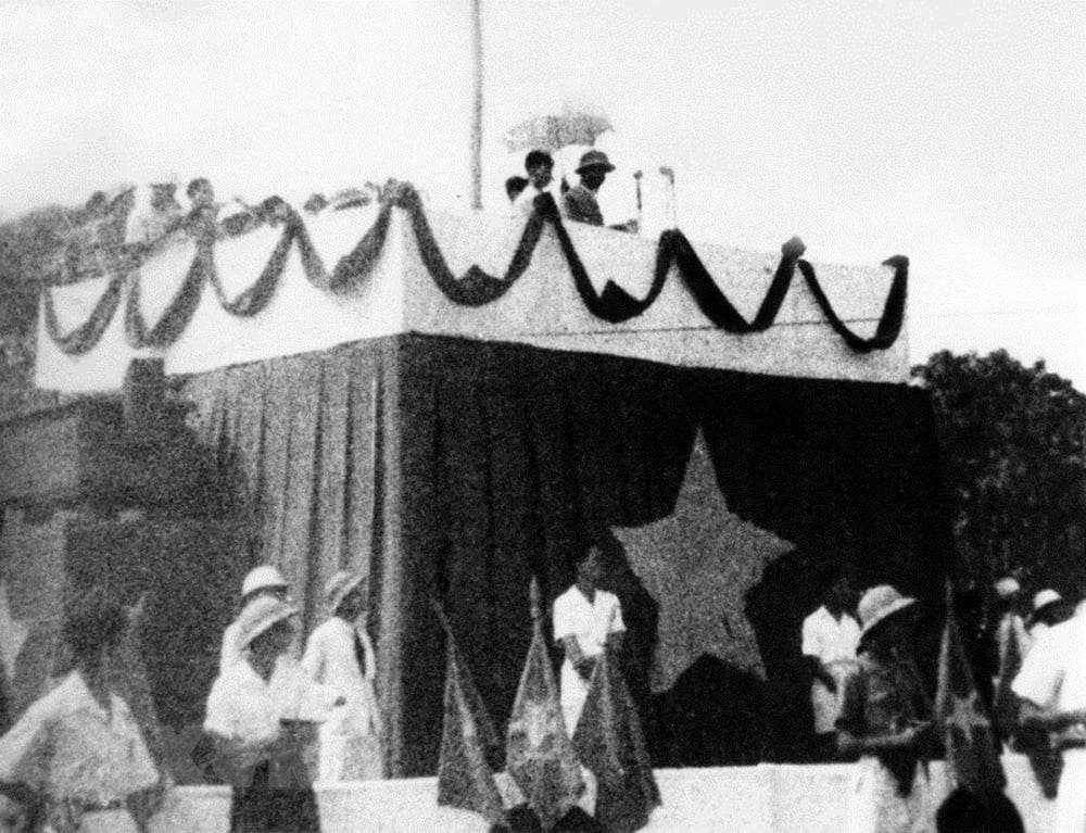 Công nghệ thực tế ảo tái hiện thời khắc thiêng liêng