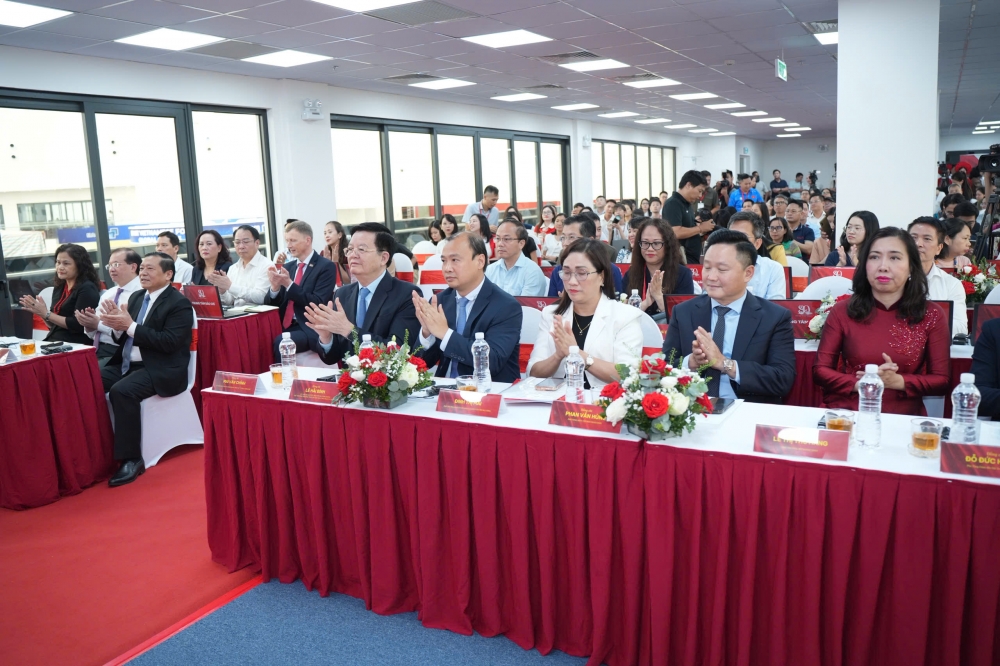 Khai trương Trung tâm báo chí triển lãm thành tựu đất nước nhân dịp kỷ niệm 80 năm Quốc khánh