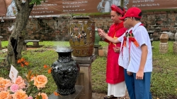 co hoi cho cong chung thu do chiem nguong tinh hoa lang gom bat trang