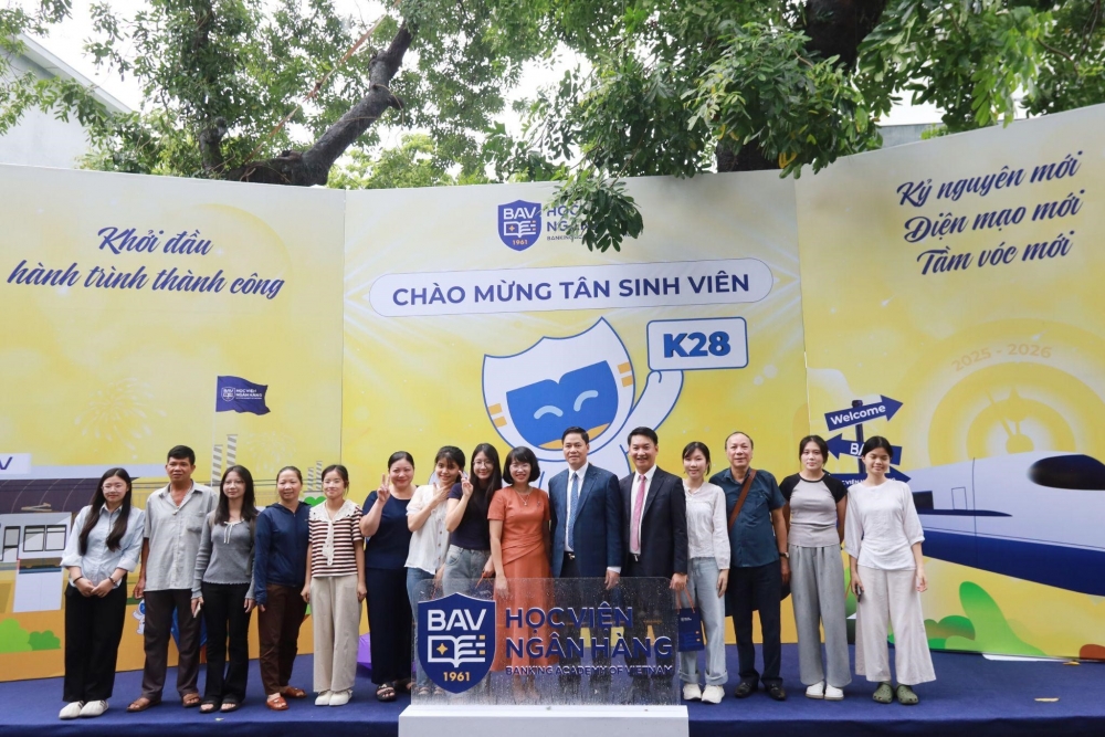 Học viện Ngân hàng chào đón hơn 3.000 tân sinh viên nhập học