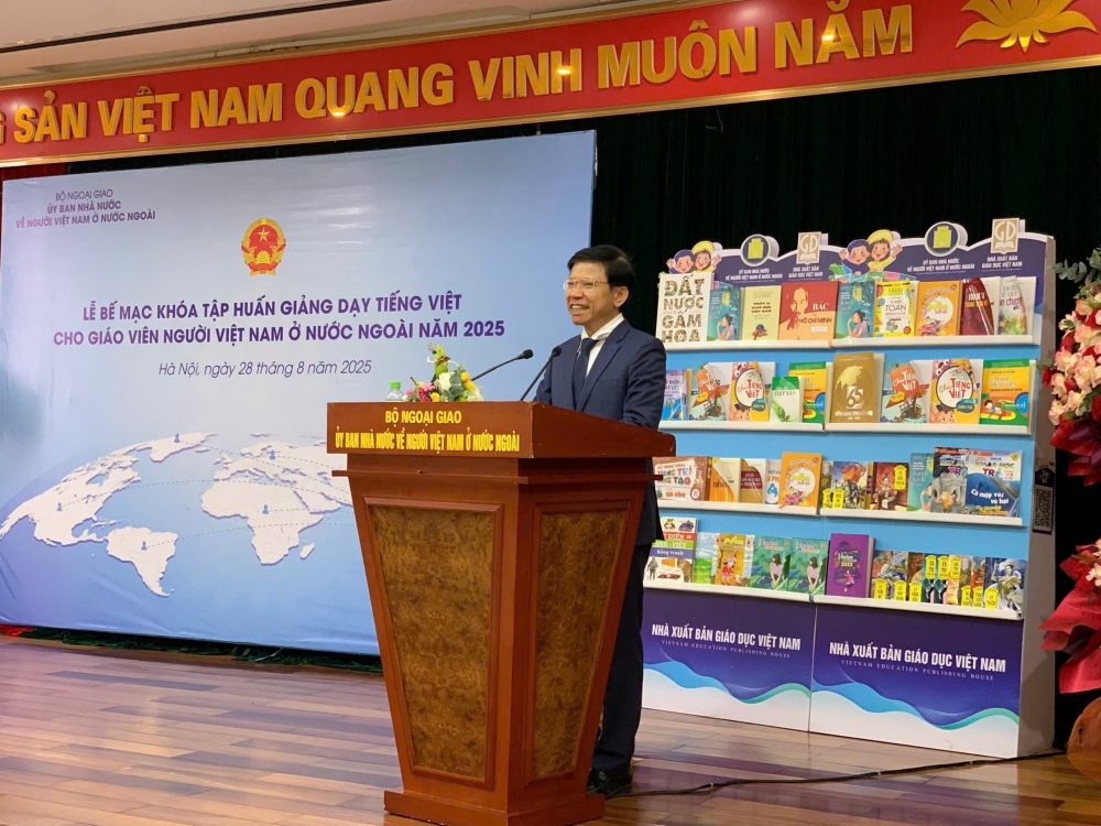 80 giáo viên kiều bào đã hoàn thành khóa tập huấn giảng dạy tiếng Việt