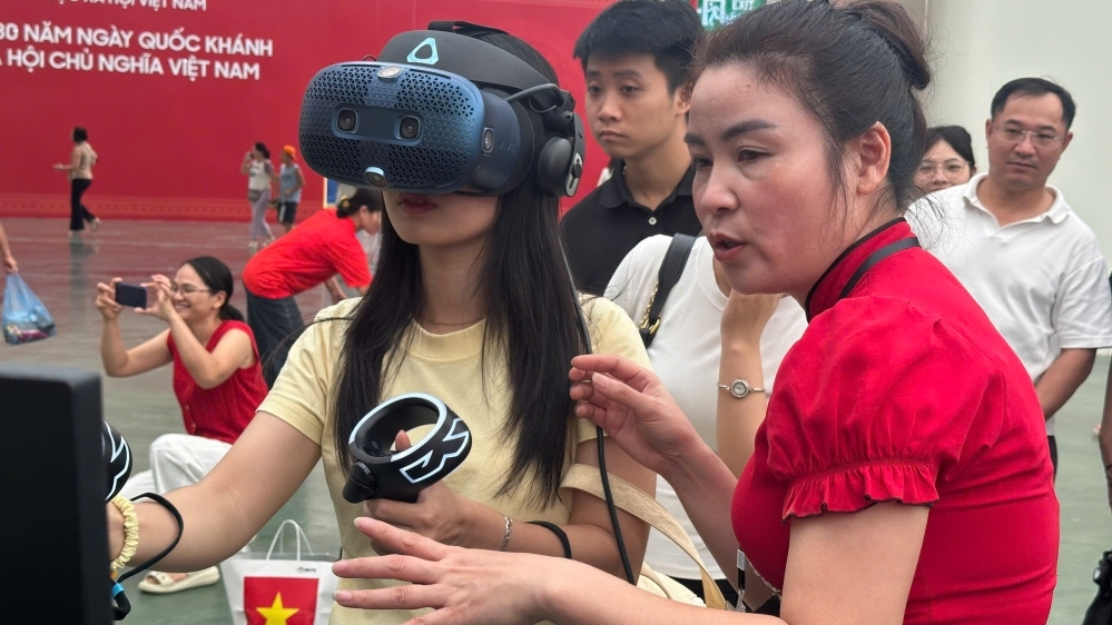 Nhiều hoạt động thú vị tại triển lãm thành tựu đất nước 80 năm