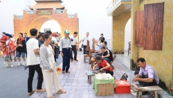 diem hen van hoa sang tao cua du khach dip 29