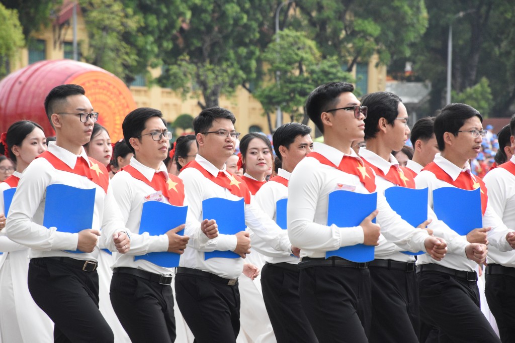 Ấn tượng về sự trang trọng, chu đáo của lễ diễu binh, diễu hành chính thức