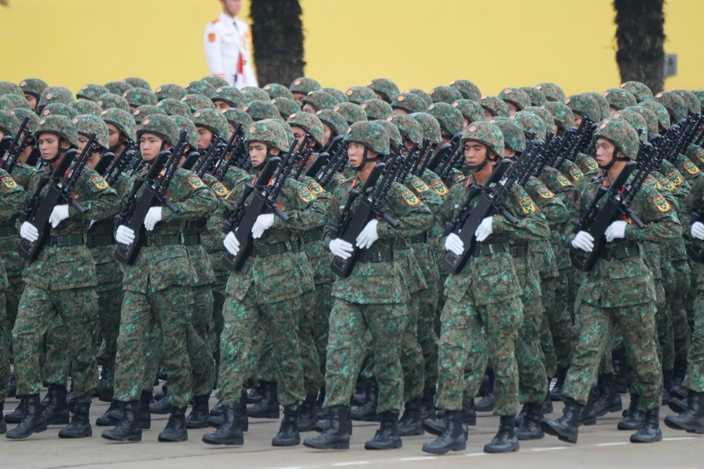 Ấn tượng về sự trang trọng, chu đáo của lễ diễu binh, diễu hành chính thức