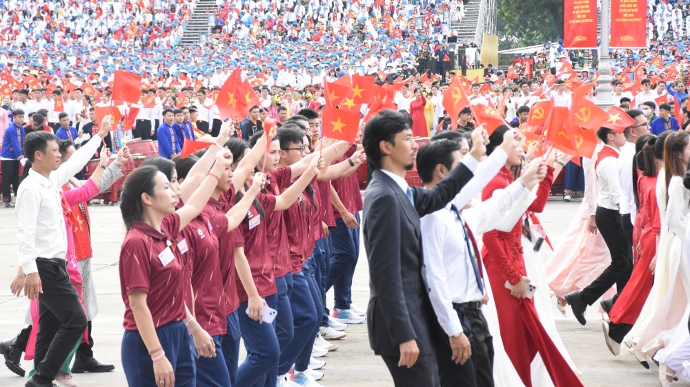 Đen Vâu, Hoàng Thùy Linh nổi bật trong lễ tổng duyệt diễu binh, diễu hành