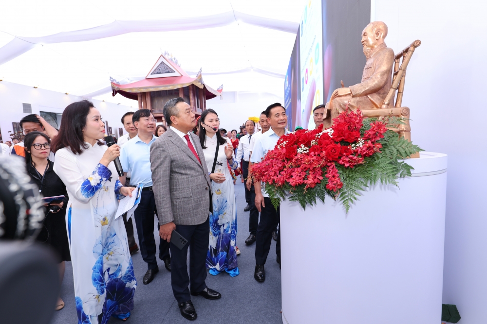 Điểm hẹn văn hóa - sáng tạo của du khách dịp 2/9