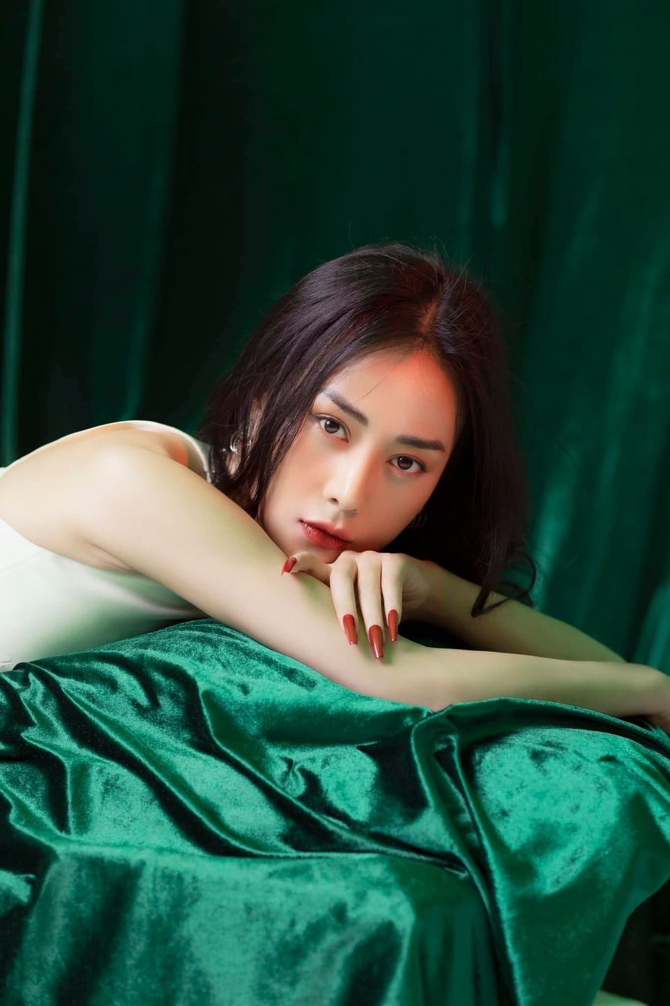 Diễn viên Phương Oanh lên tiếng về chuyện tình cảm với Shark Bình