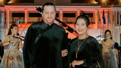 Đạo diễn phim “Đêm tối rực rỡ”: Tự hào nhất là khi vợ đoạt giải