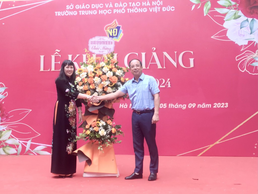 Ấn tượng lễ khai giảng năm học 2023 – 2024 tại trường THPT Việt Đức