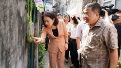 Phó Chủ tịch UBND TP Hà Nội kiểm tra đột xuất công tác phòng chống sốt xuất huyết