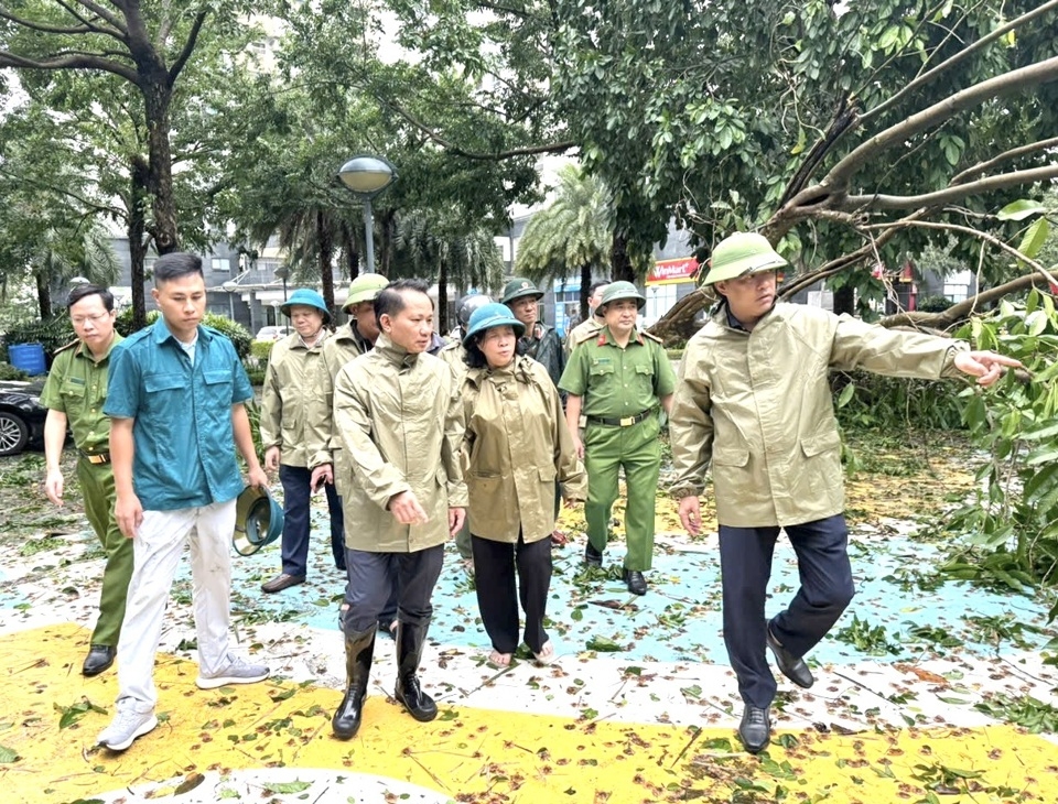 Tỏa sáng nghĩa đồng bào trong cơn bão lũ