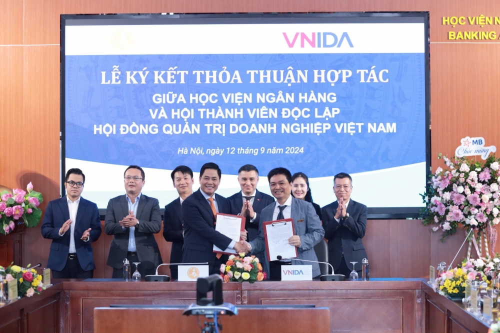 Học viện Ngân hàng ký kết thỏa thuận hợp tác với VNIDA