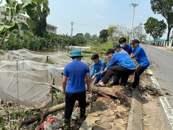 huyen gia lam hon 1000 nguoi tham gia tong ve sinh moi truong