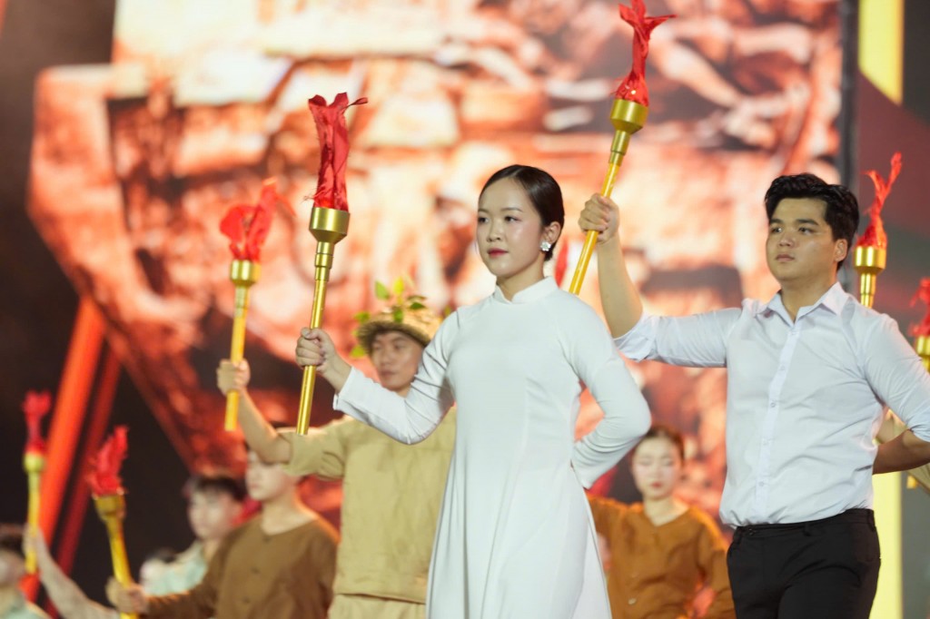 Khắc họa hình ảnh Hà Nội đổi mới, năng động và hội nhập đầy bản lĩnh