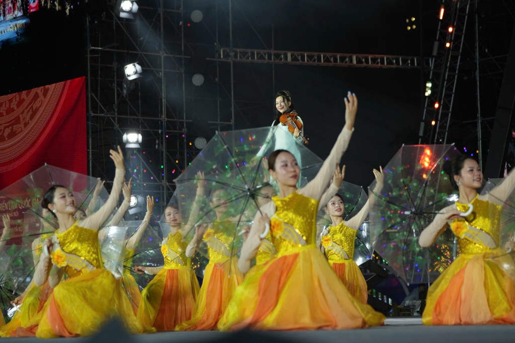 Khắc họa hình ảnh Hà Nội đổi mới, năng động và hội nhập đầy bản lĩnh