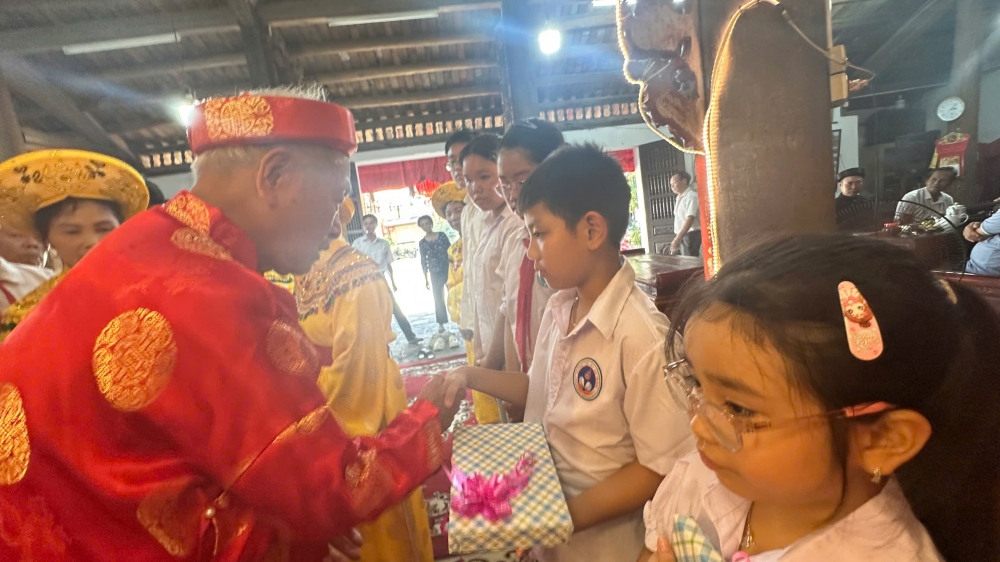 Nét đặc sắc trong phong trào khuyến học ở làng Giang Cao