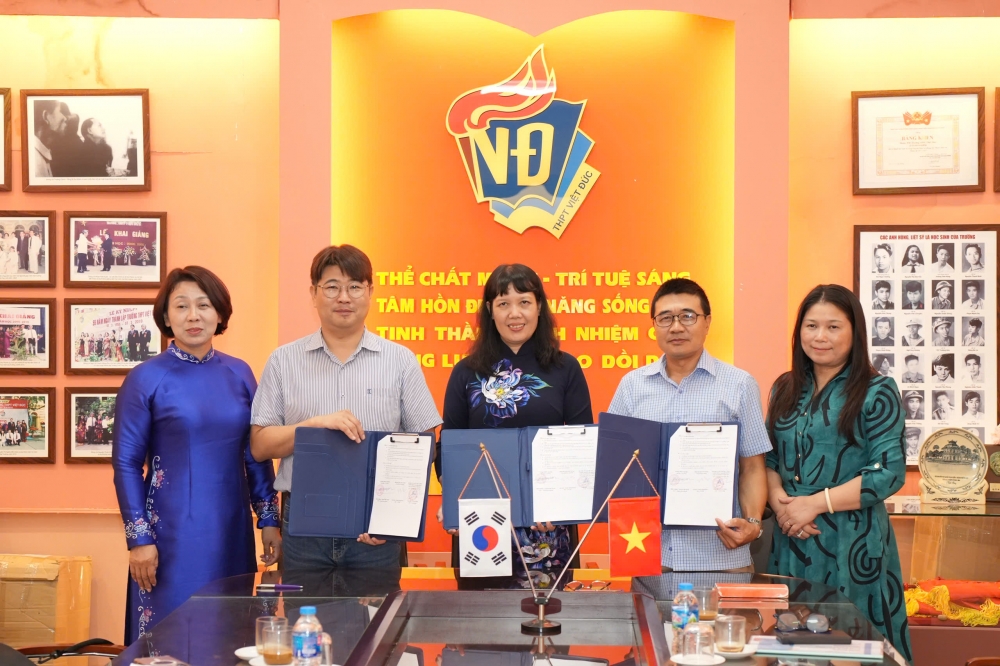 Trường THPT Việt  Đức đẩy mạnh giáo dục số trong dạy và học