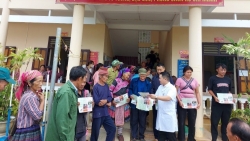 Luân chuyển, điều động ít nhất 1.000 bác sĩ/năm về trạm y tế xã