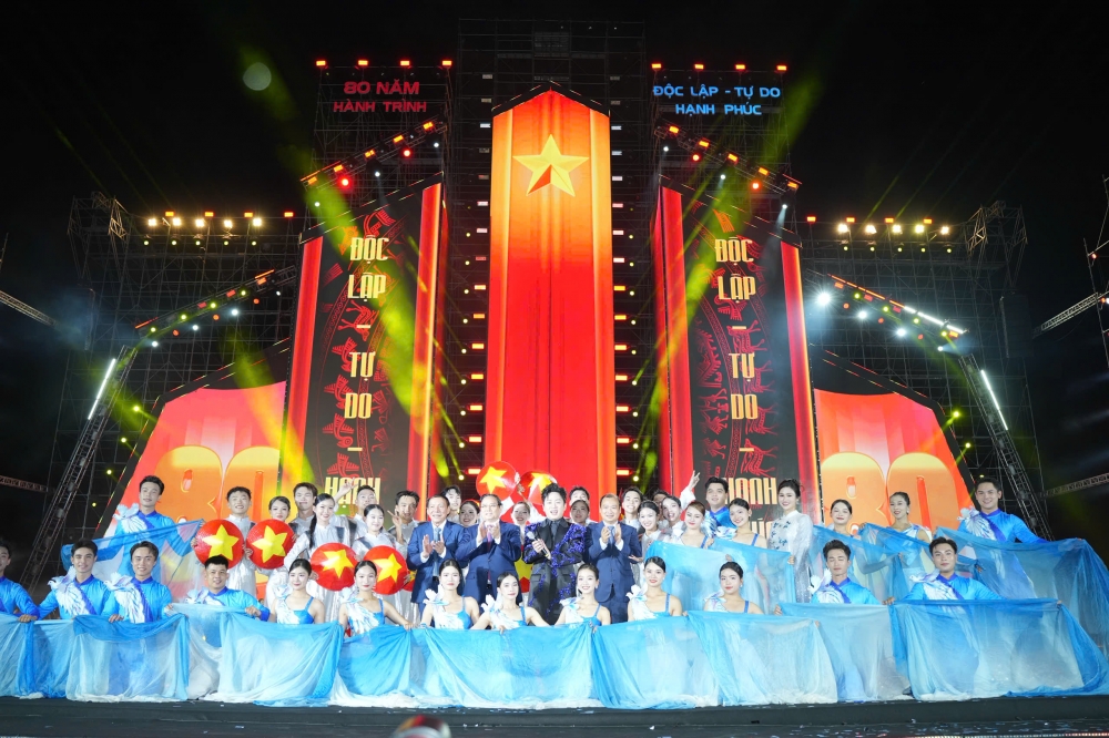 Triển lãm A80 khẳng định sức mạnh đại đoàn kết dân tộc