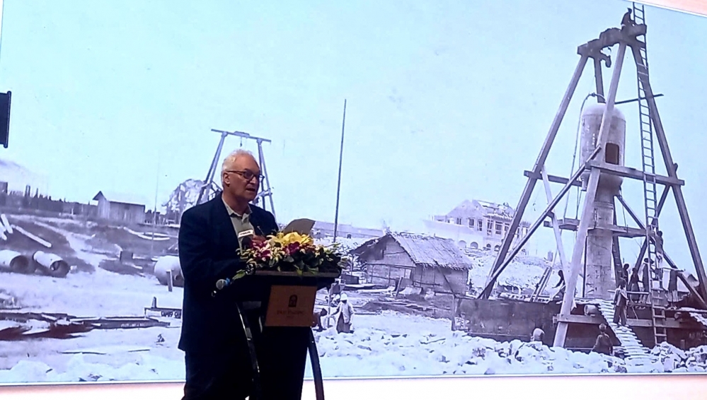 Bàn giải pháp cải tạo và phát huy giá trị lịch sử văn hóa cầu Long Biên