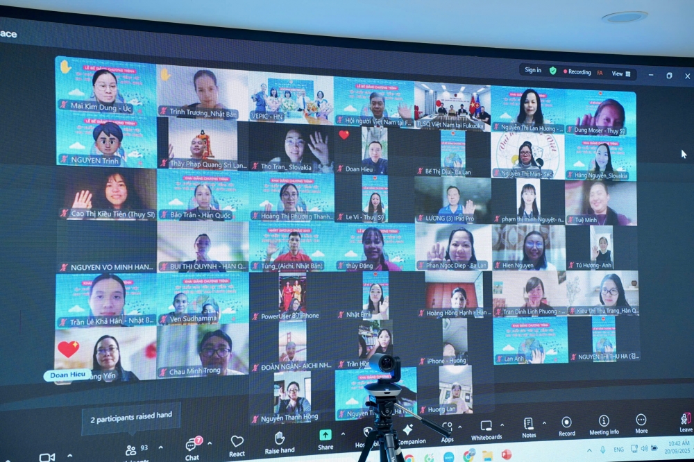 Bế mạc khóa tập huấn “Phương pháp giảng dạy tiếng Việt cho trẻ em Việt Nam ở nước ngoài” Bế mạc khóa tập huấn “Phương pháp giảng dạy tiếng Việt cho trẻ em Việt Nam ở nước ngoài”