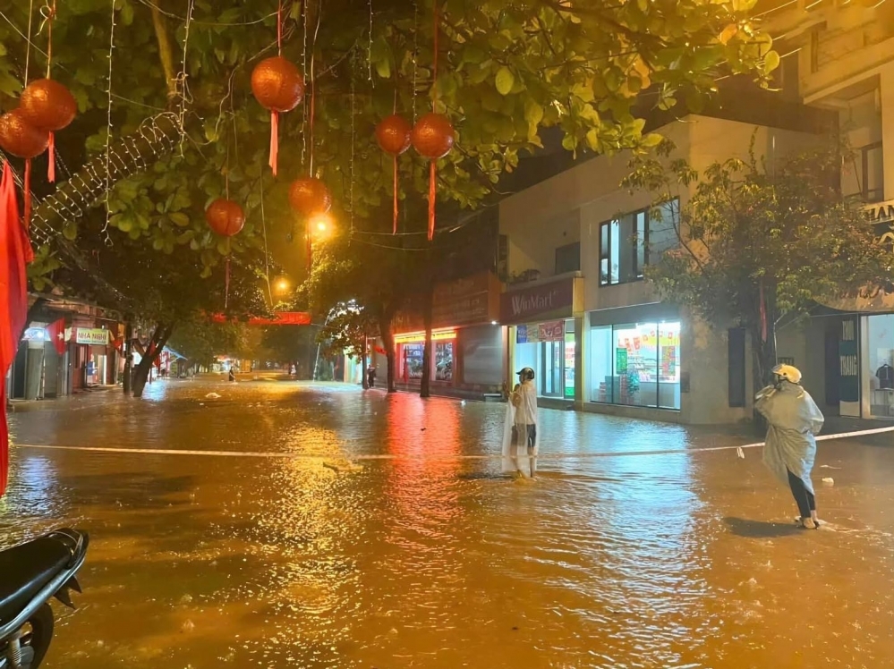 Lào Cai: Hoãn chương trình nghệ thuật để tập trung ứng phó với mưa lũ