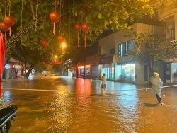 lao cai hoan chuong trinh nghe thuat de tap trung ung pho voi mua lu