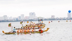 Đội Trâu vàng hồ Tây bảo vệ thành công ngôi vương Giải Bơi chải Thuyền rồng